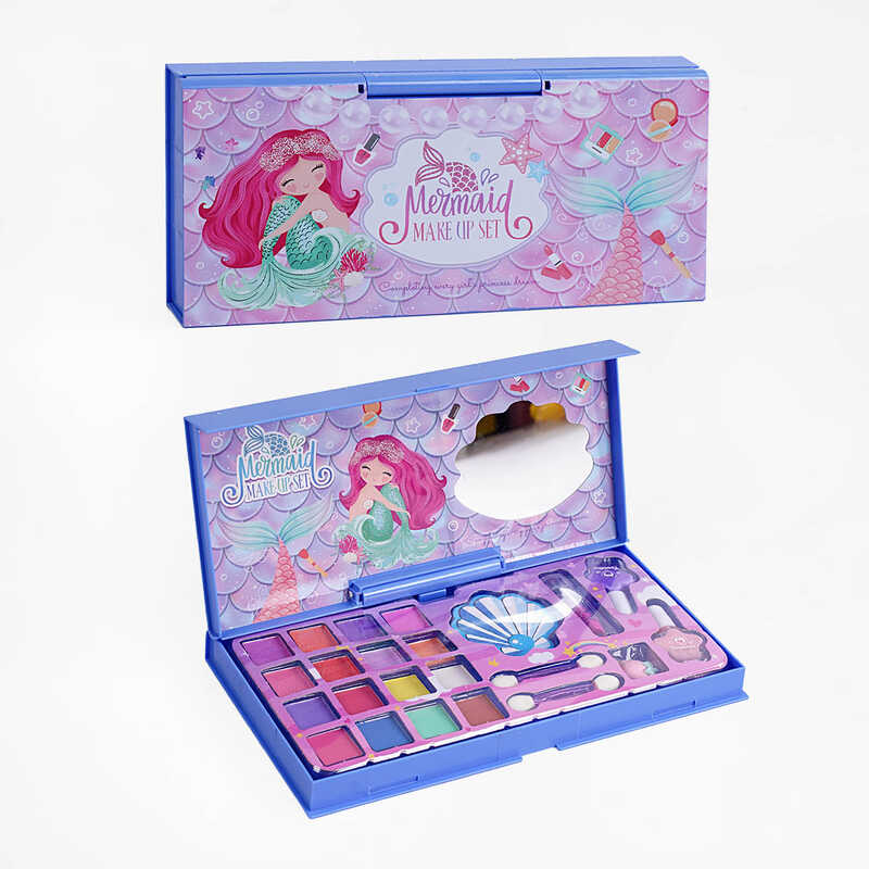 Набір косметики AA 2815 (144/2) помада, лак для нігтів, тіні, аплікатори, в коробці