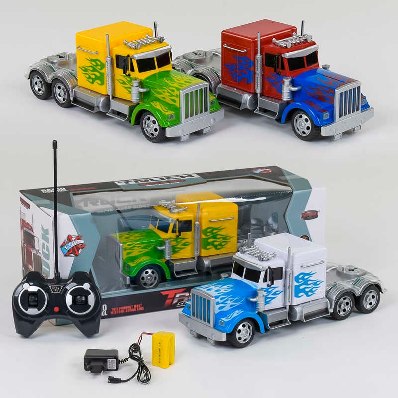 Трейлер на радиоуправлении 666-674 А (24) 3 цвета, аккумулятор 4.8V, свет, в коробке