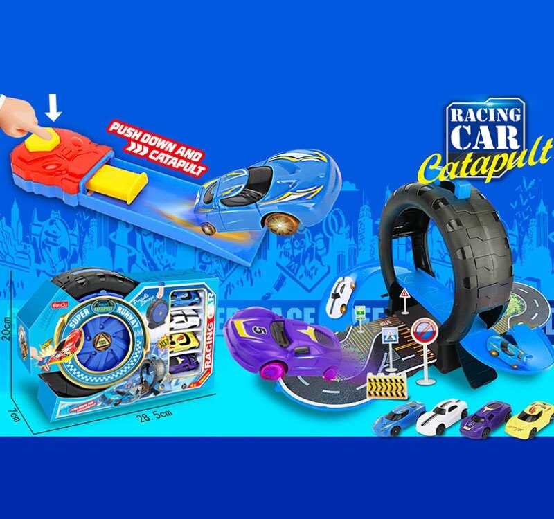 Трек 9905 (72/2) 4 машинки, механічний запускач, валіза трансформується, в коробці