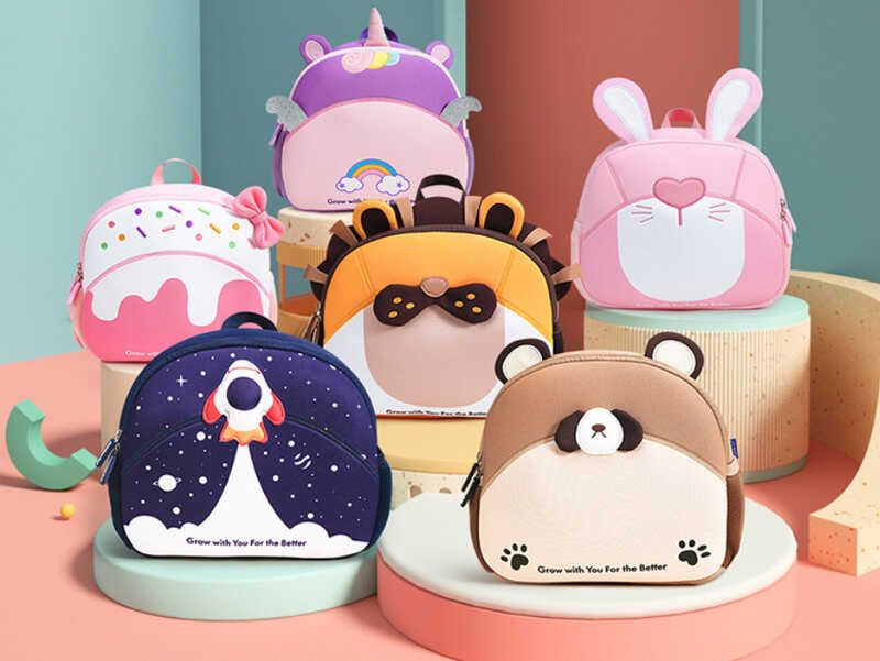 Рюкзак C 74844 (40) 1 відділення, 2 кишені, на блискавці, розділювач,нагрудний ремінь, світловідбивні елементи, в пакеті, ВИДАЄТЬСЯ ТІЛЬКИ МІКС ВИДІВ